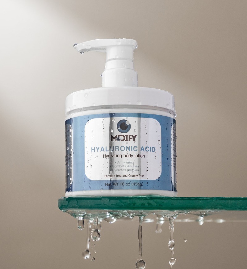 Hydrating Moisturizer With Hyaluronic Acid