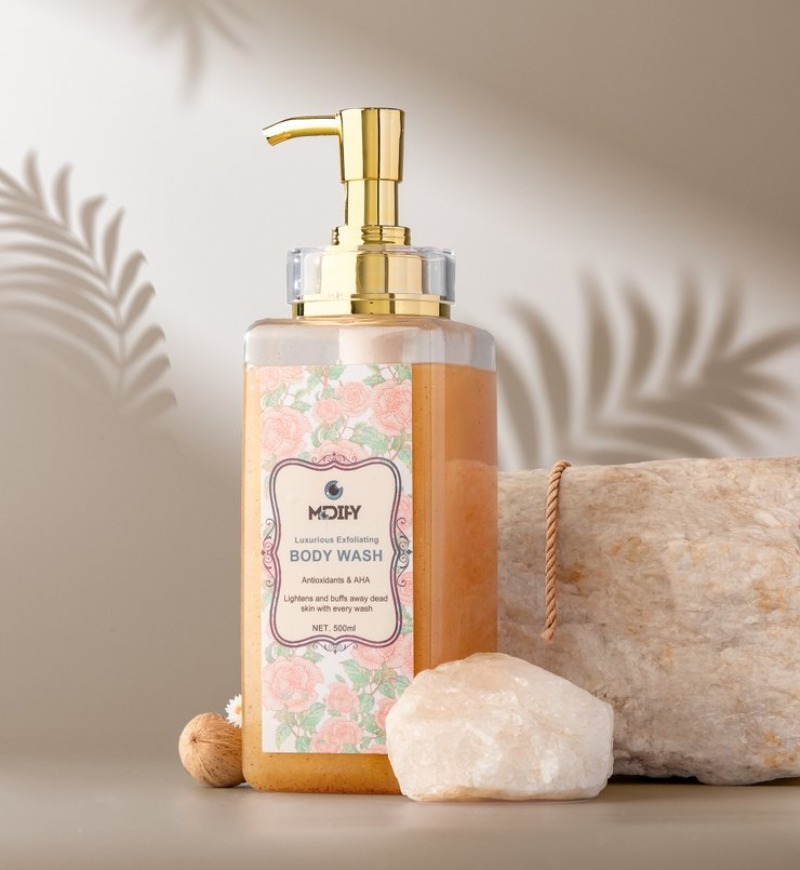 Luxurious Exfoliating Body Wash